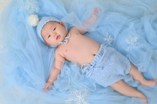 通许宝宝吐奶频繁怎么回事