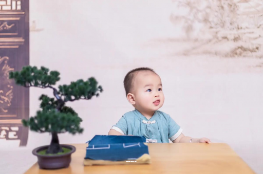 通许满月宝宝放屁臭 通许满月宝宝放屁臭